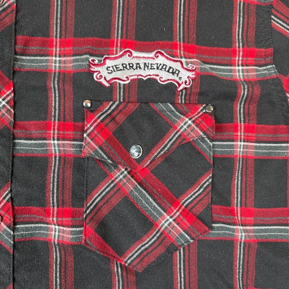 Kuhl Flannel Shirt Mens XL Red Plaid Long Sleeve Western Pearl Snap Pocket Logo - Picture 2 of 8